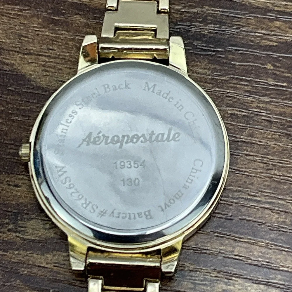 Women's Aeropostale Girl Boss Gold Analog Dial Casual Watch New Battery
